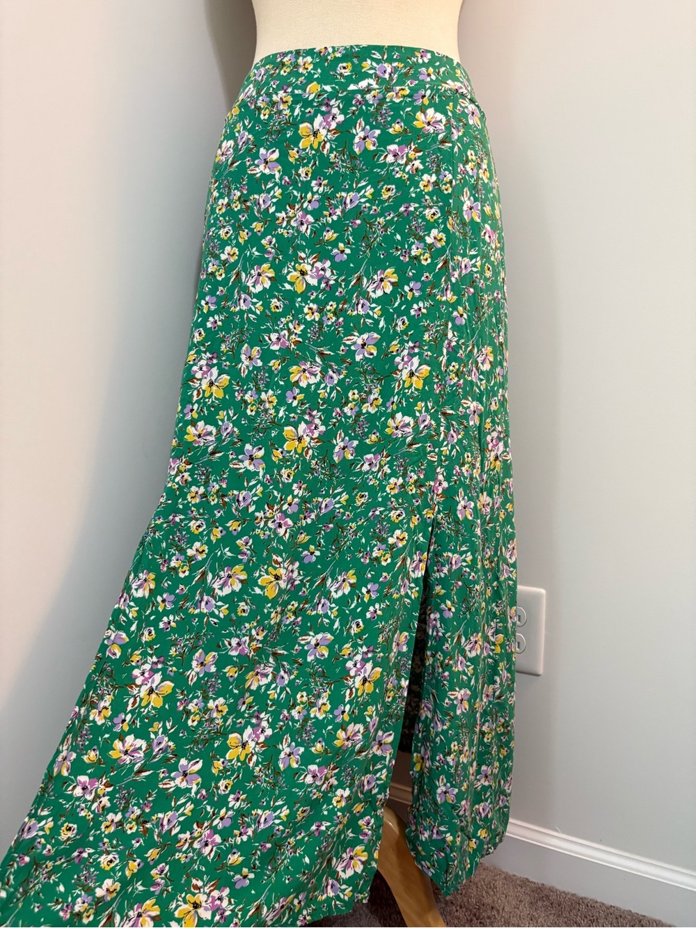 Green Floral Maxi Skirt with Front Slits